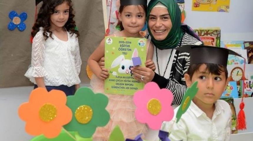 Tuzla Belediyesi Anne Ve &Ccedil;ocuk Eğitim Merkezi 2. Yılında 2500 Mezunu Uğurladı