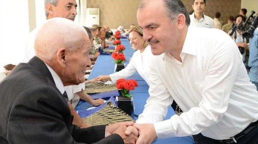 Başkan G&uuml;rlesin&rsquo;den Babalar G&uuml;n&uuml; Mesajı