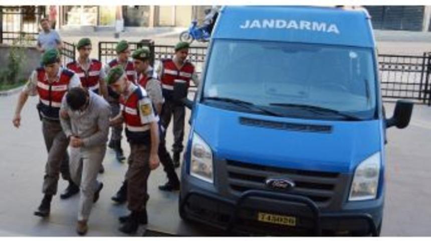 Vahşi Cinayete 4 Tutuklama