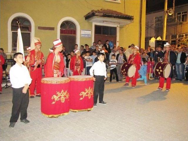 Fener Alayı Eşliğinde Mehter Yürüyüşü