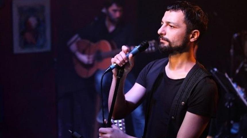 Adanalılar Mehmet Erdem İle Kubbeli Han&rsquo;da Buluşuyor