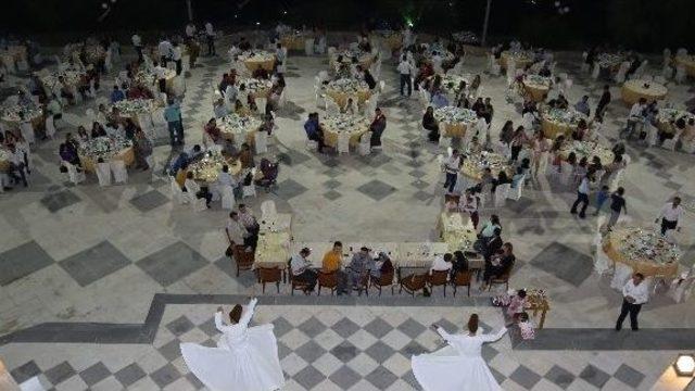 Adu Diş Hekimliği Fakültesi İftar Programında Bir Araya Geldi