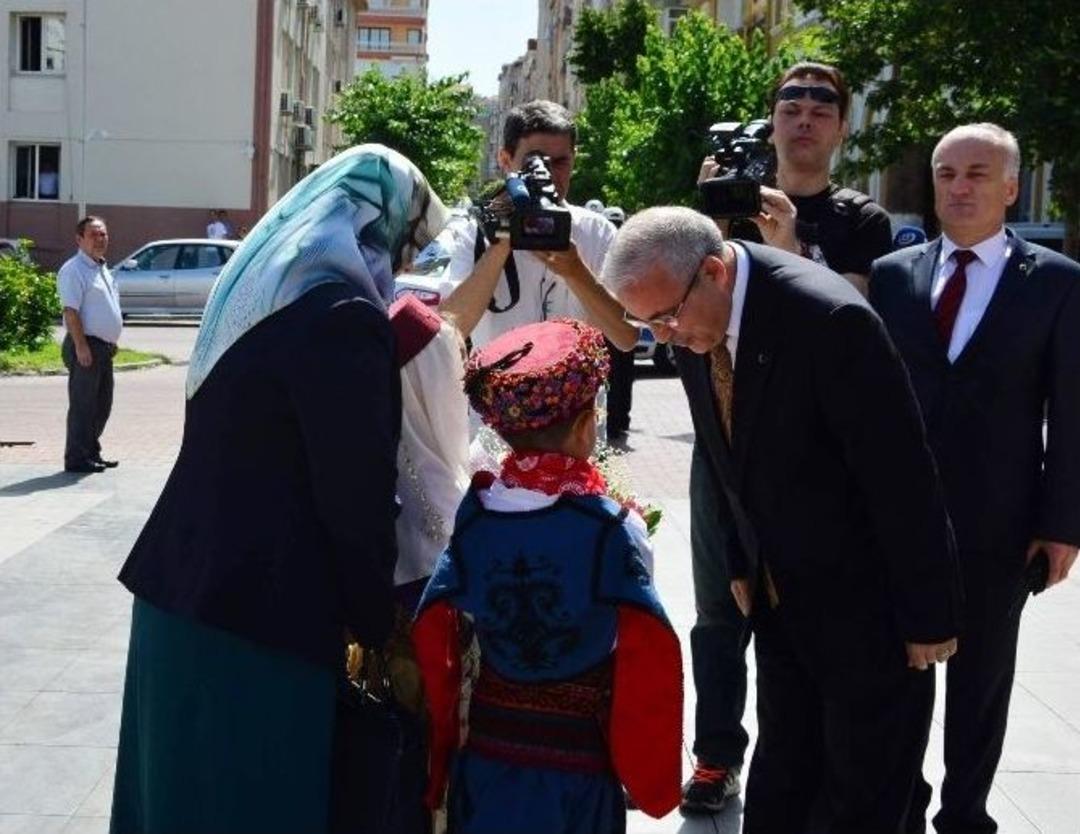 Manisa Valisi G&uuml;ven&ccedil;er G&ouml;reve Başladı