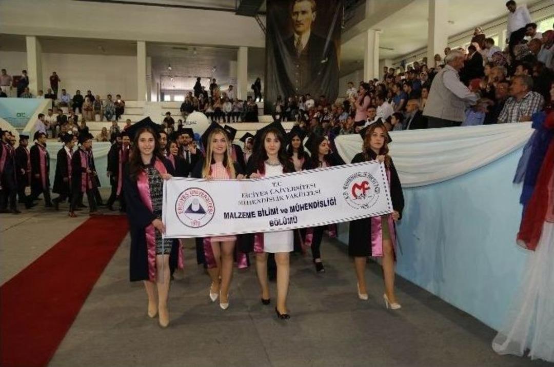 Geleceğin M&uuml;hendisleri Diplomasını Aldı