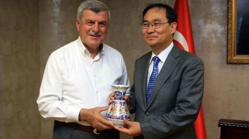 Başkan Karaosmanoğlu, Kore B&uuml;y&uuml;kel&ccedil;isini Ağırladı
