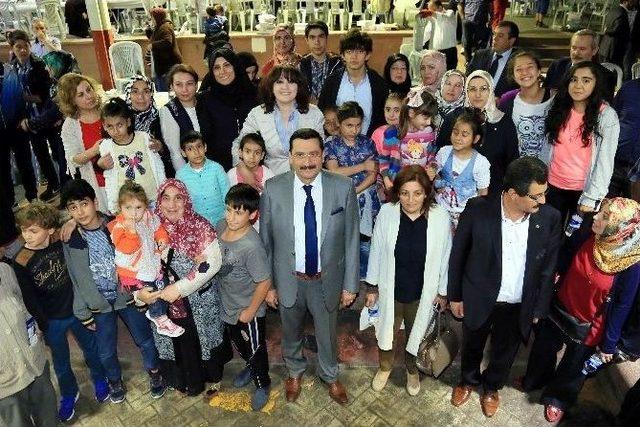 Keçiören’de Dört Mahalleyi Kavuşturan İftar