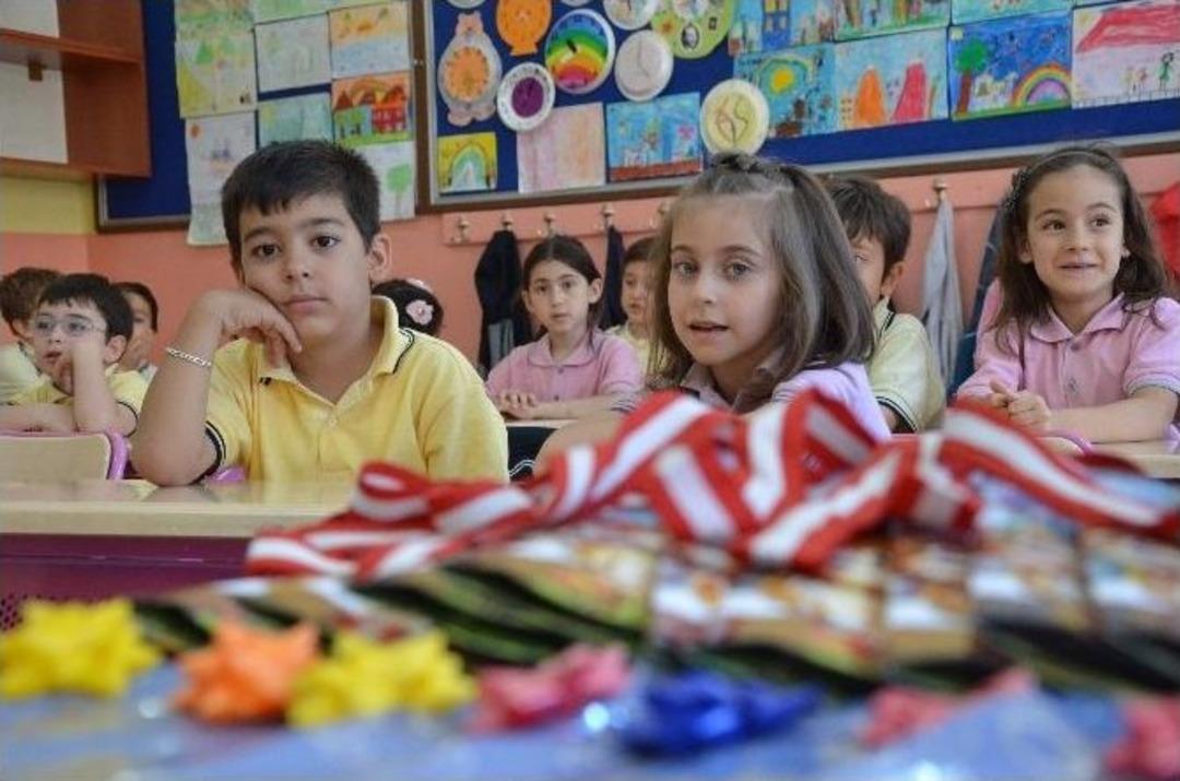 Eskişehir&rsquo;de 131 Bin 859 &Ouml;ğrenci Karne Heyecanı Yaşadı