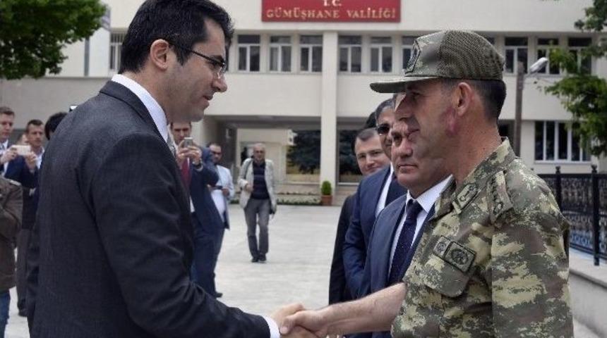 G&uuml;m&uuml;şhane&rsquo;nin Yeni Valisi Okay Memiş G&ouml;revine Başladı