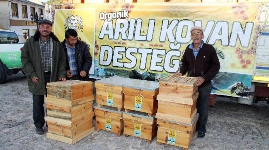 Konya B&uuml;y&uuml;kşehir&rsquo;den &Uuml;reticiye Arı Desteği