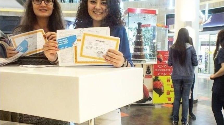 Forum Kapadokya&rsquo;da Takdir Belgesini Getiren &Ouml;ğrencilere Sinema Bileti Hediye