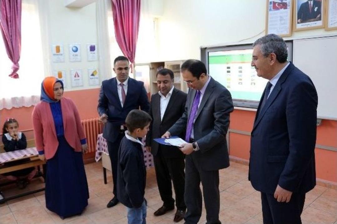 Ağrı&rsquo;da Karne Heyecanı