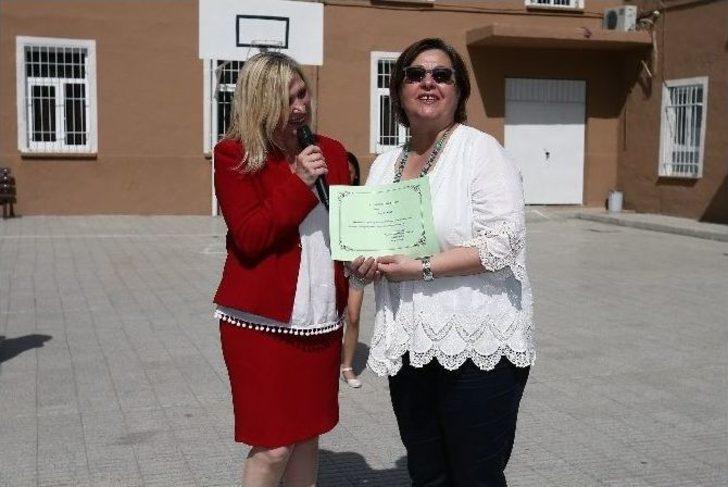 Öğrenciler Karne, Başkan Teşekkür Aldı G2