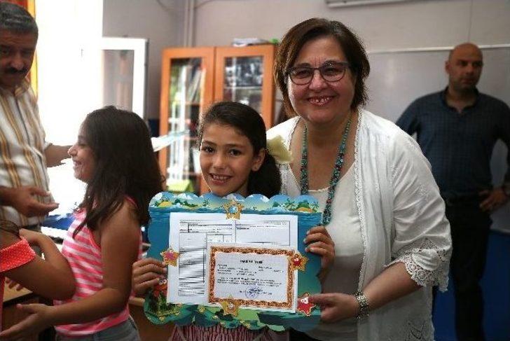 Öğrenciler Karne, Başkan Teşekkür Aldı G3