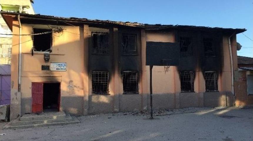 (&ouml;zel Haber) Yaklaşık 200 Bin &Ouml;ğrenci Ter&ouml;r Dolayısıyla Eğitimini Tamamlayamadı