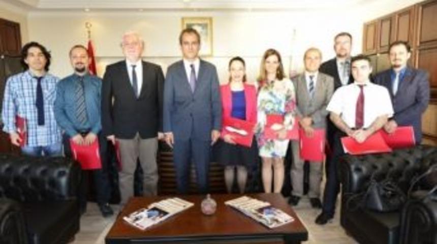 Rekt&ouml;r &Ouml;zer, Farabi Iıı. Ar-ge Ve İnovasyon Proje Pazarı Kuruluna Teşekk&uuml;r Etti