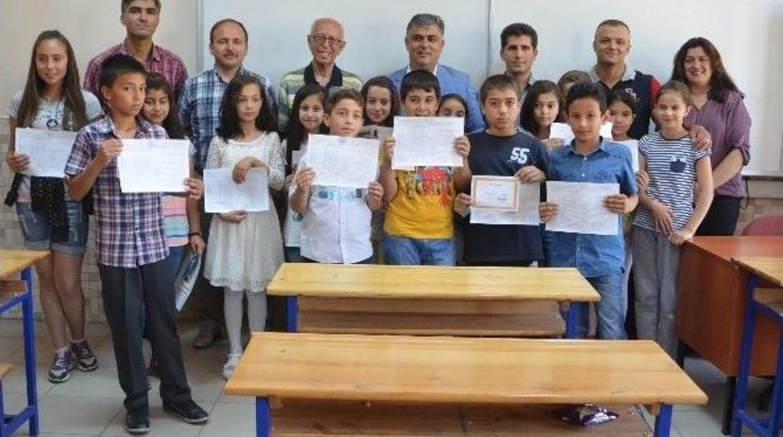 Başkan Karne Sevincine Ortak Oldu