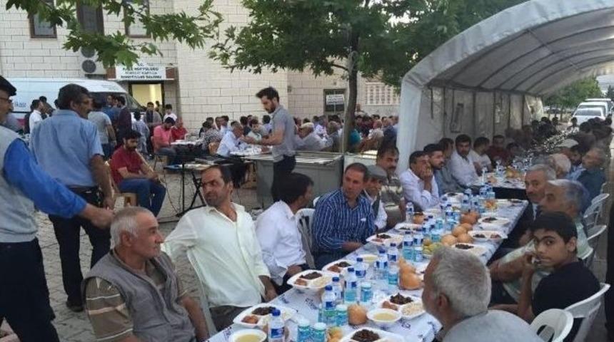 Kale’de İftar Programı Düzenlendi