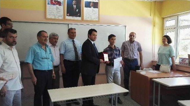 Seyit Battalgazi İmam Hatip Ortaokulunda Karne Ve İlk Mezuniyet Sevinci