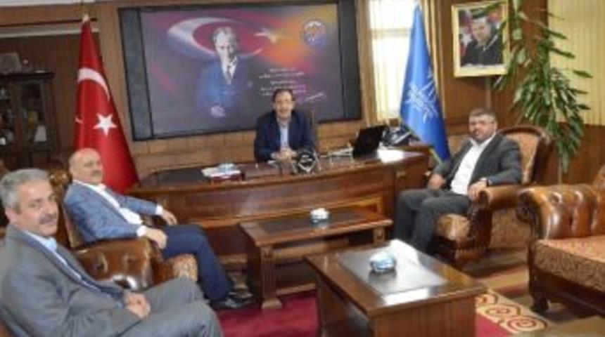 Başkan Bulutlar, Hizmet-iş Sendikasını Ağırladı