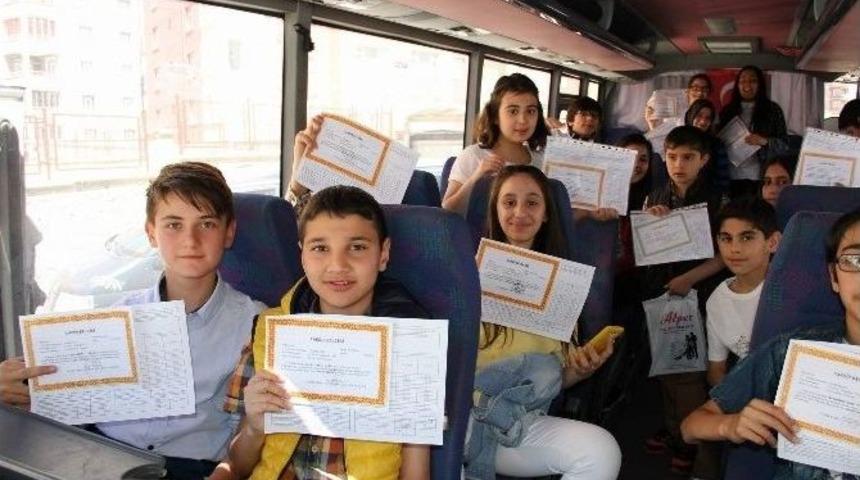 Okulların Tatil Olmasıyla Birlikte &Ouml;ğrenci Servisleri De Tatile Girdi