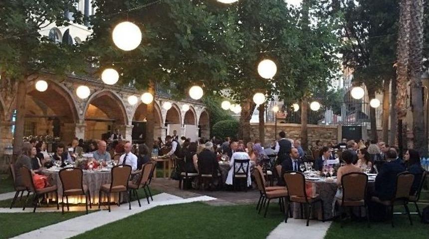 Hollanda Başkonsolosu İftar D&uuml;zenledi