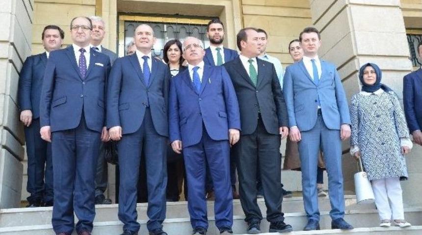 Bakan Soylu&rsquo;dan Vali Tuna&rsquo;ya Ziyaret