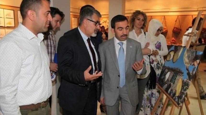 Hakkari &Uuml;niversitesi&rsquo;nde Yılsonu Sergisi