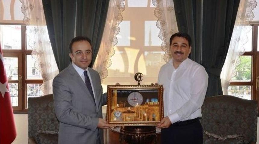 Vali &Ccedil;ataklı, Kilis Memur-sen Heyetini Kabul Etti