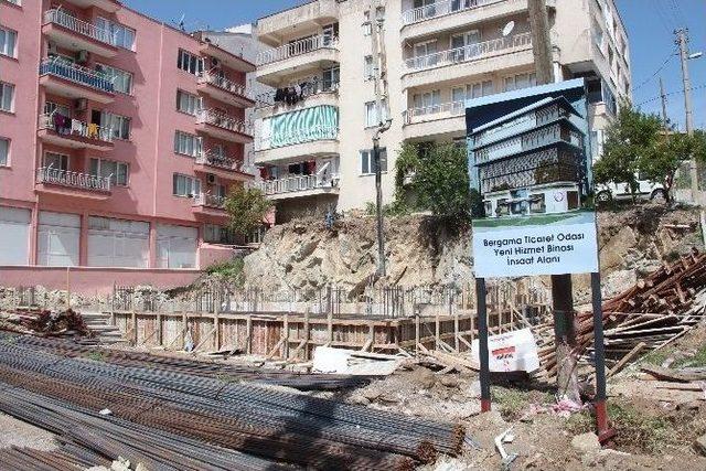 Bergama Ticaret Odası Yeni Hizmet Binasının Temeli Atıldı