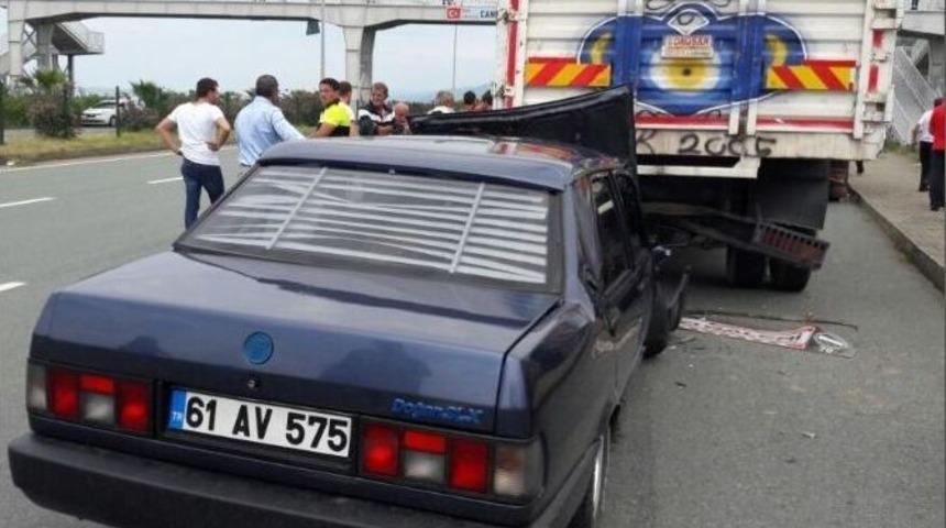 Rize&rsquo;de Trafik Kazası: 1 Yaralı