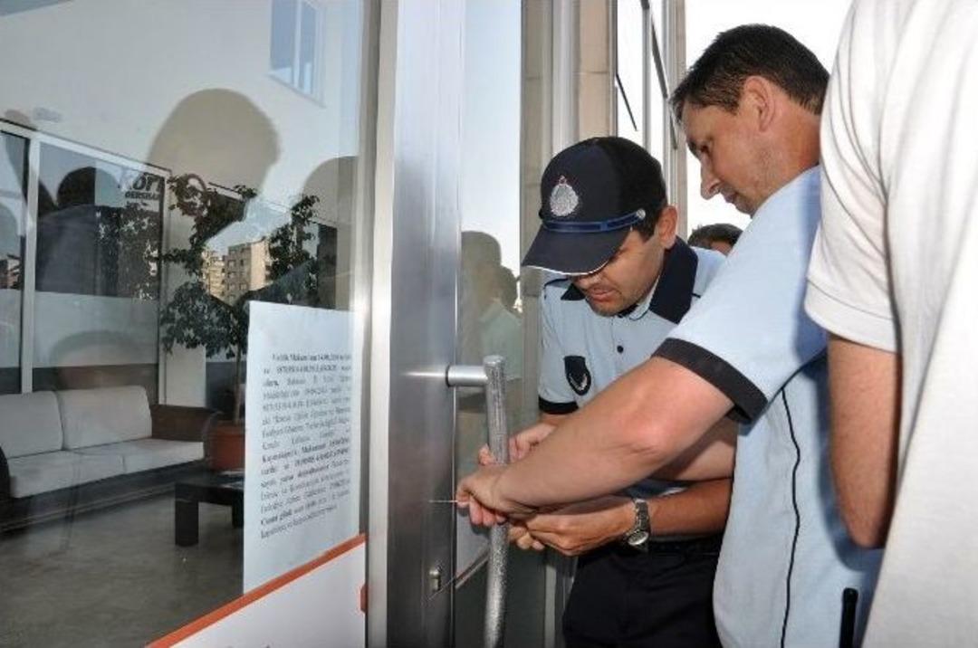Balıkesir B&uuml;y&uuml;kşehir Belediyesi Zabıtası İzinsiz Dershaneyi M&uuml;h&uuml;rledi