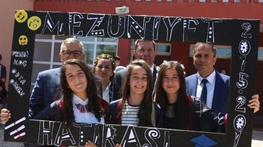 İn&ouml;n&uuml;&rsquo; De Karne Sevinci