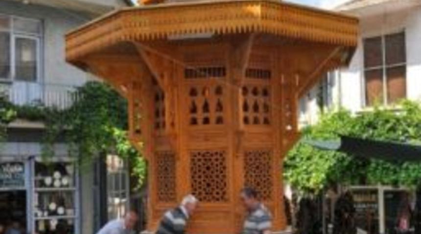 Simav&rsquo;a Kardeşlik &Ccedil;eşmesi Ve Şadırvanı