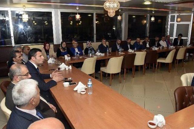 Ak Parti Gümüşhane İl Yönetimi İftar Programında Basınla Buluştu