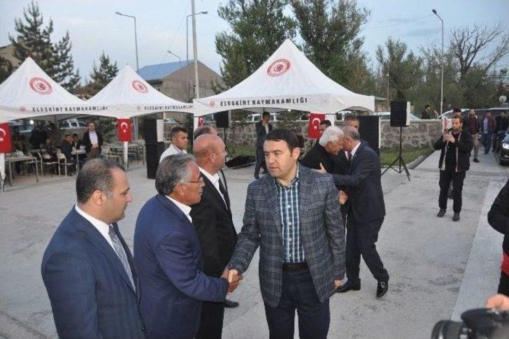 Eleşkirt’te Protokol Ve Vatandaş İftarda Bir Araya Geldi G2