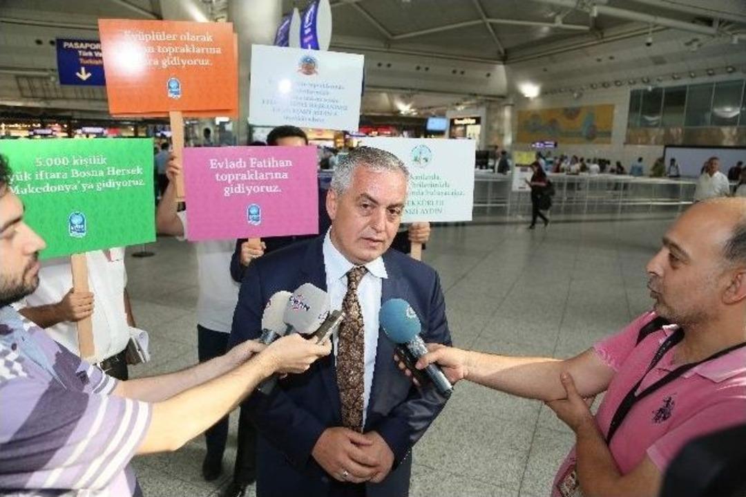 Ey&uuml;p Belediyesi&rsquo;nden Balkanlara 10 Bin Kişilik Dev İftar Sofrası