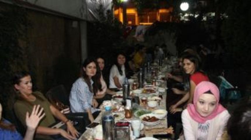 T&uuml;rk Eğitim-sen &Uuml;yeleri İftar Programında Buluştu