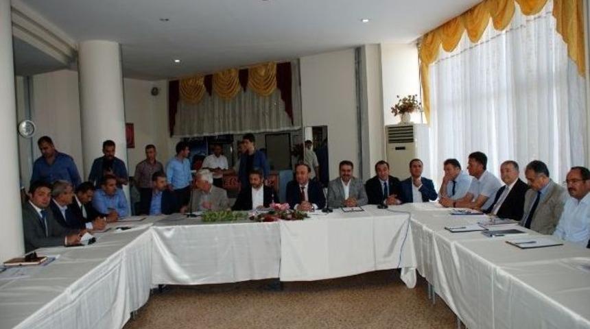 Kahta İl&ccedil;esindeki Mevcut Yatırımlar Masaya Yatırıldı