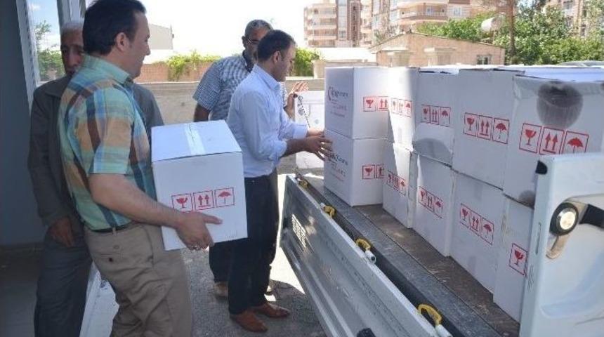 Akyad&rsquo;tan 700 Aileye Yardım