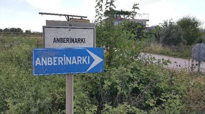 Esrarengiz Koku K&ouml;yde Paniğe Neden Oldu