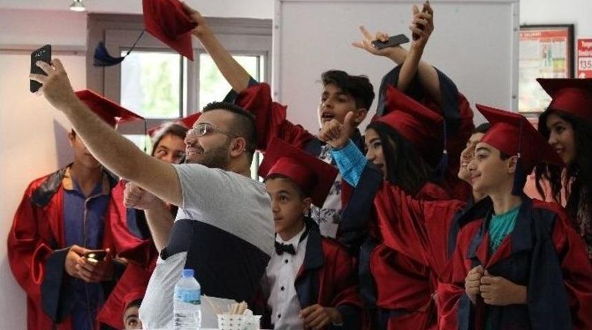 Diplomalar Başkan Pekdaş&rsquo;tan