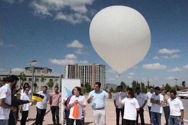 Genç Mucitlerin Yüksek İrtifa Balonu 100 Bin Feet’ten Görüntü Çekecek