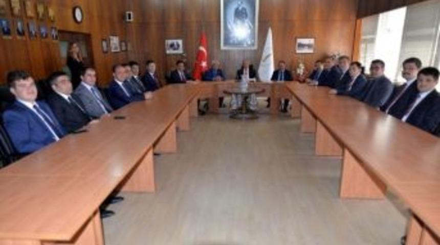 Vali Ahmet Hamdi Nayir İlk Toplantısını Yaptı