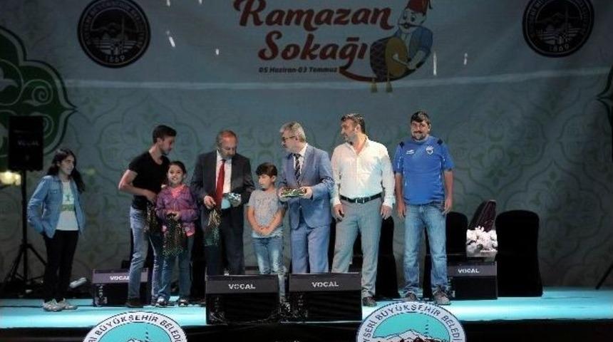 Ramazan Sokağı&rsquo;na Mehmet &Ccedil;elik Katıldı