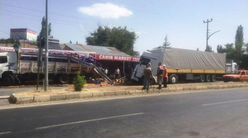 Malatya-adıyaman Karayolunda Kaza: 1 Yaralı