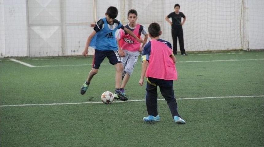 Kayserispor&rsquo;da Alt Yapı Se&ccedil;meleri Başladı