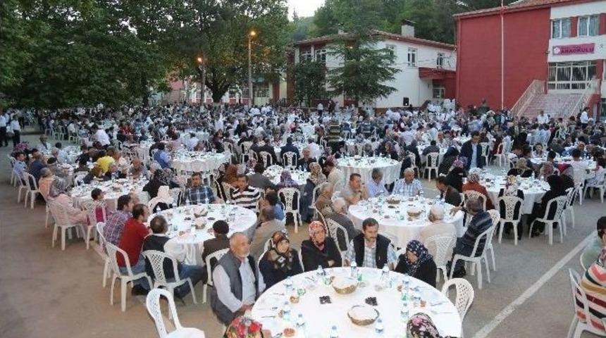 Kıranışıklar&rsquo;a &Uuml;r&uuml;n Toplama Merkezi