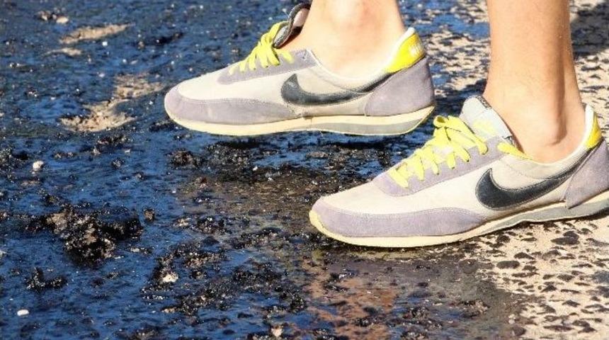 Fethiye&rsquo;de Asfalt Ağladı