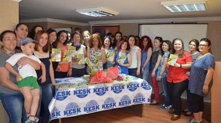 Kadın Olmayı &Ouml;yk&uuml;leriyle Anlattılar