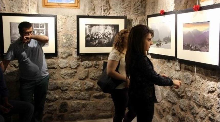 24 Ustanın 48 Fotoğrafı İzleyicileri İle Buluştu